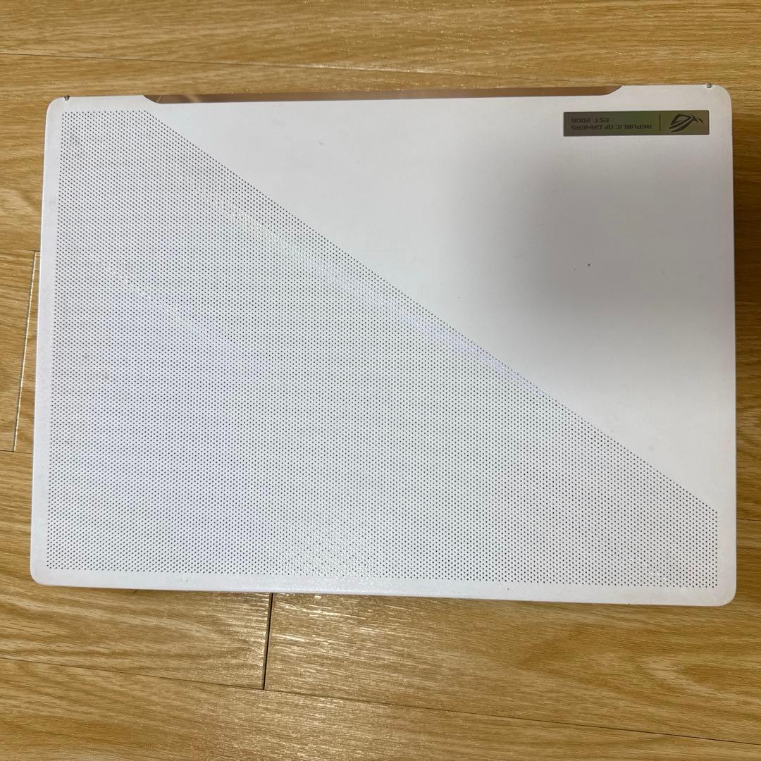 ASUS ROG Zephyrus G14 2023 英字キーボード