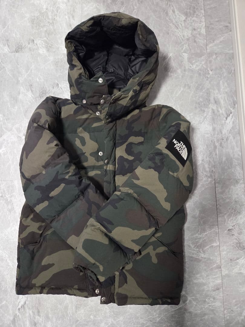 The North Face キャンプシエラダウンジャケット