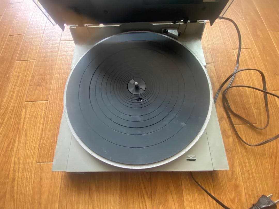 Technicsテクニクスターンテーブルレコードプレーヤー　SL-3