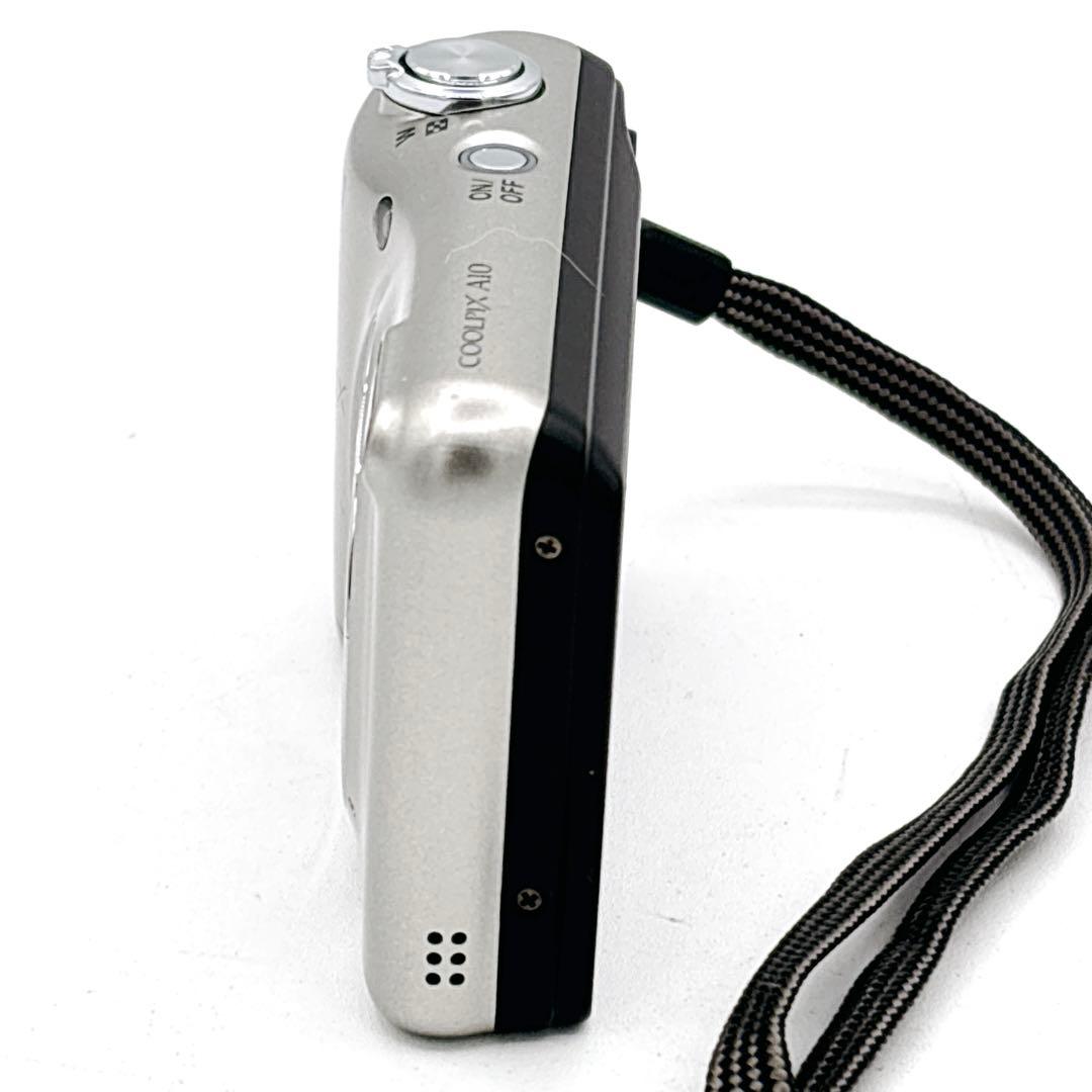 Nikon COOLPIX A10 シルバー 動作確認済 ストラップ付 単三式