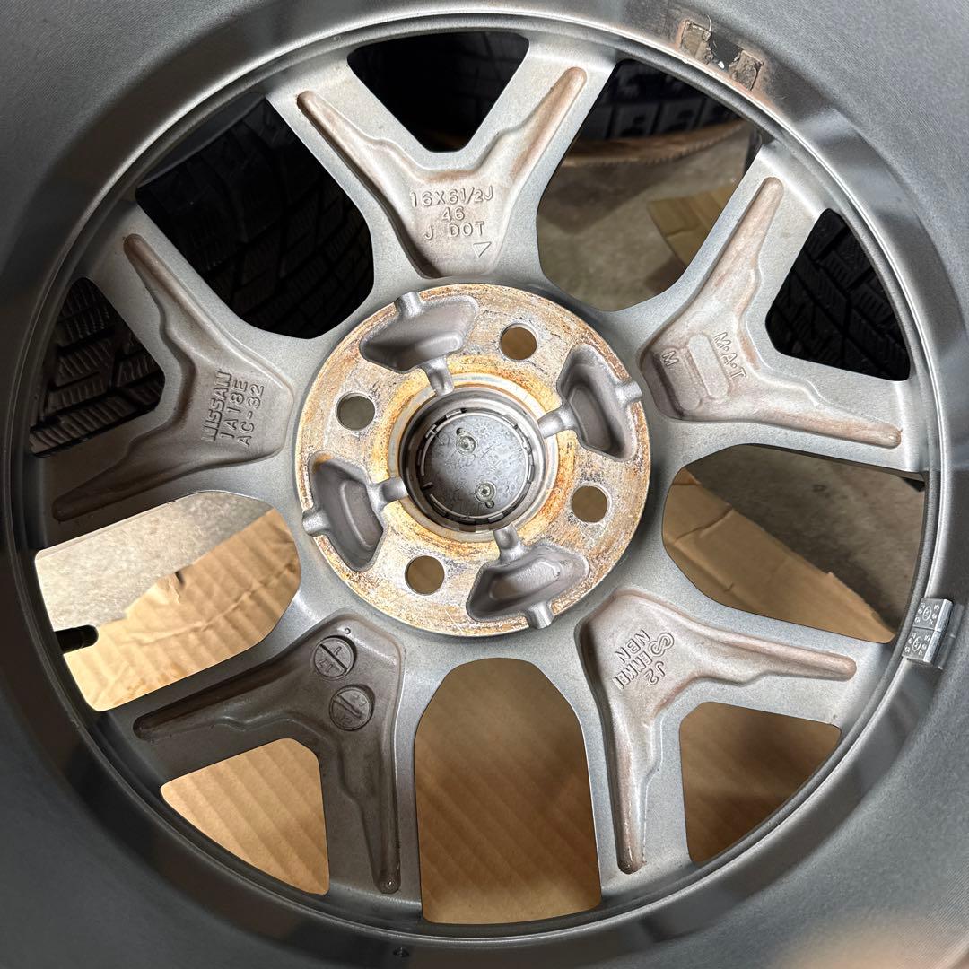 195/55R16 ノートニスモ純正　冬タイヤ付きアルミホイール