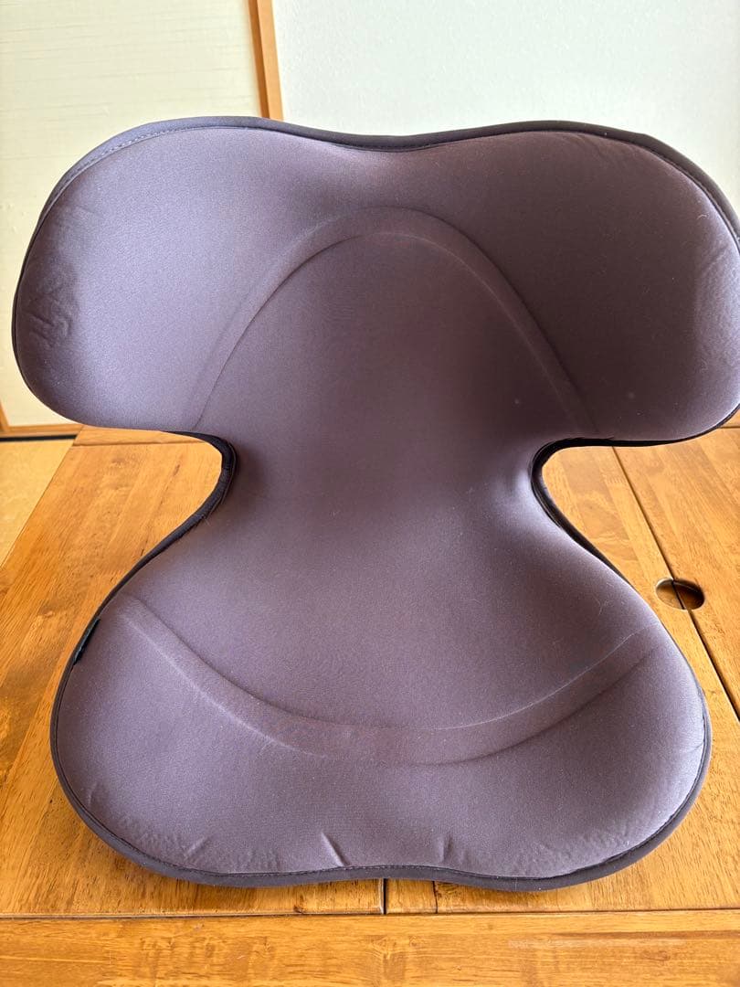 l*o様 Style 人間工学姿勢矯正クッション ブラウン