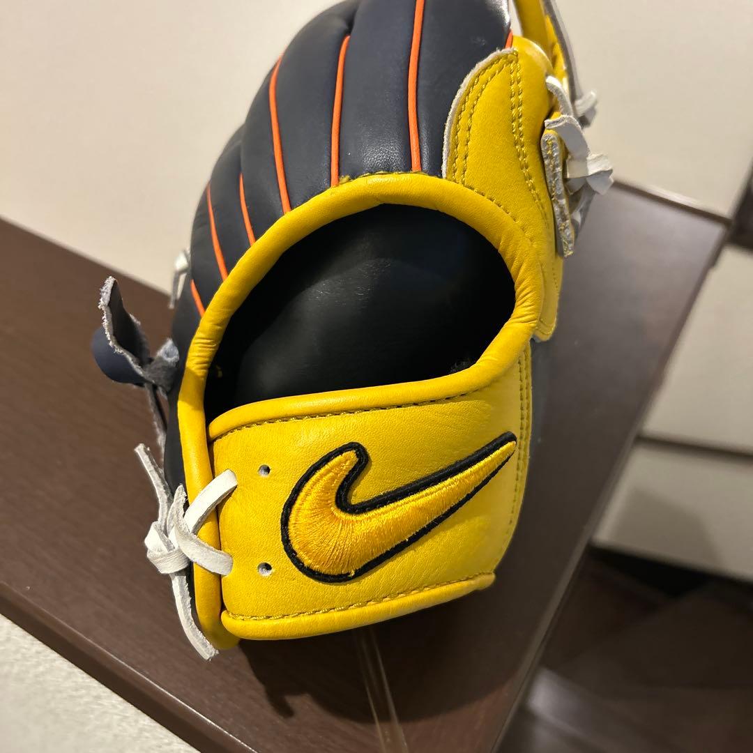 NIKE ヒート ナイキ 一般用　11.75インチ オールラウンド用 軟式