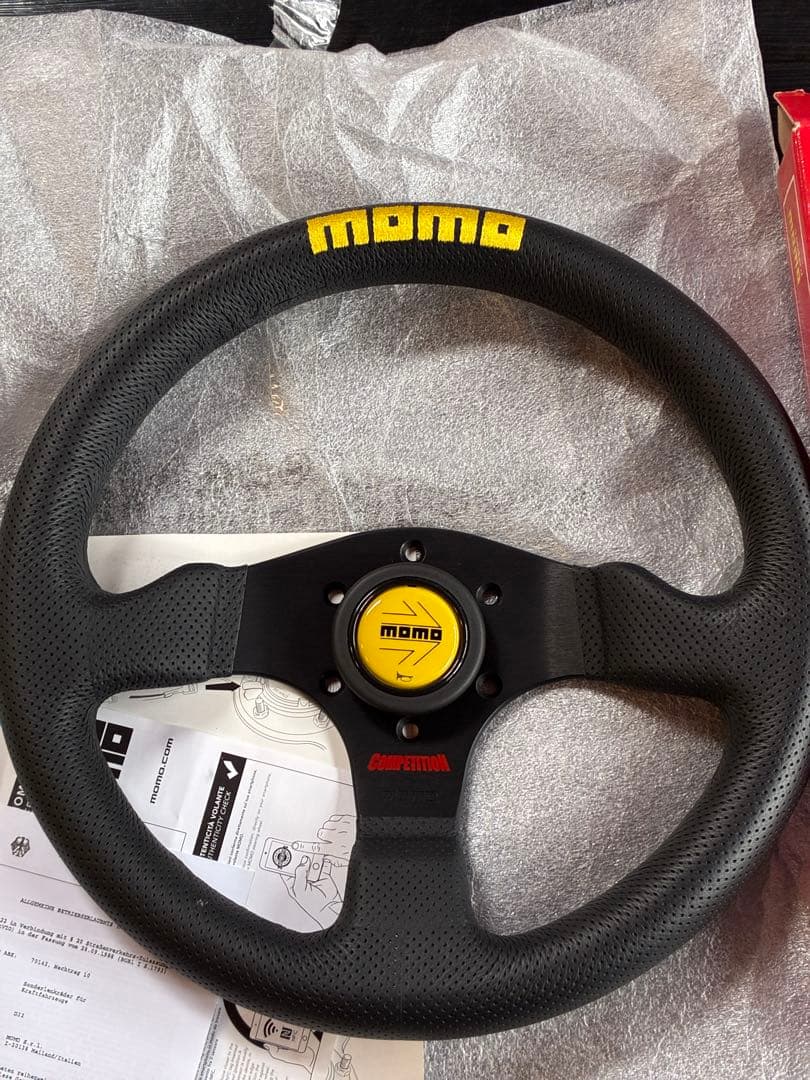 MOMO COMPETITION 32モモ コンペティション ブラックエアーレザ