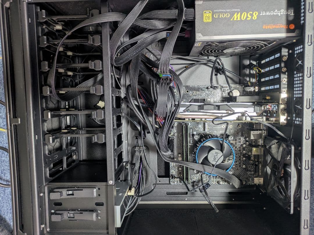 デスクトップPC 12100F メモリ8Gx2 RX470