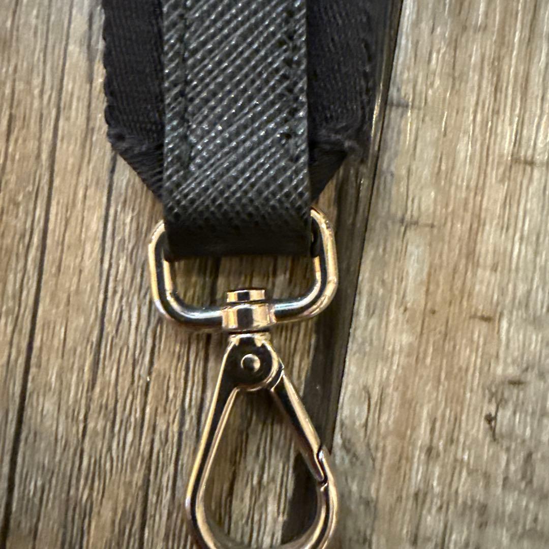 Prada iPhone 16 Pro Max ケース