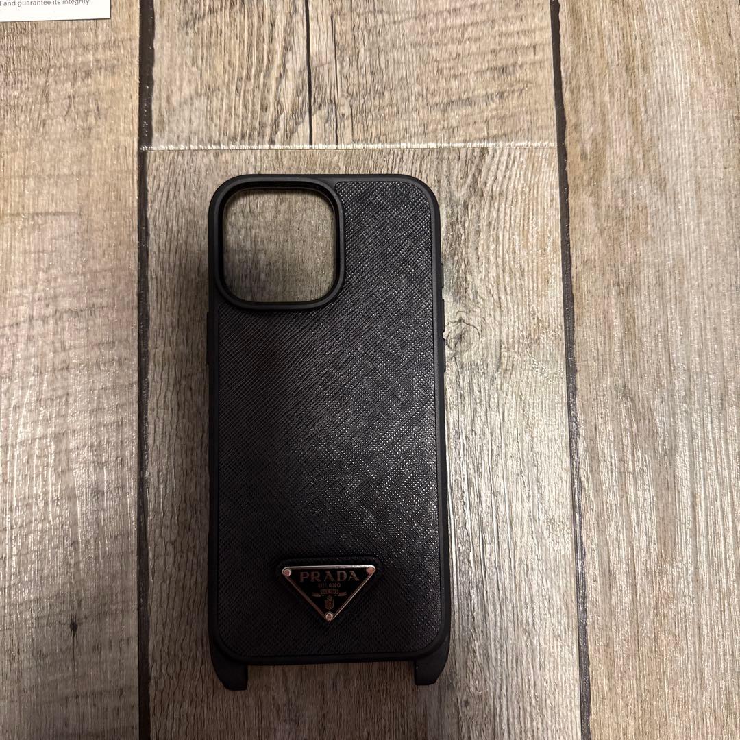 Prada iPhone 16 Pro Max ケース