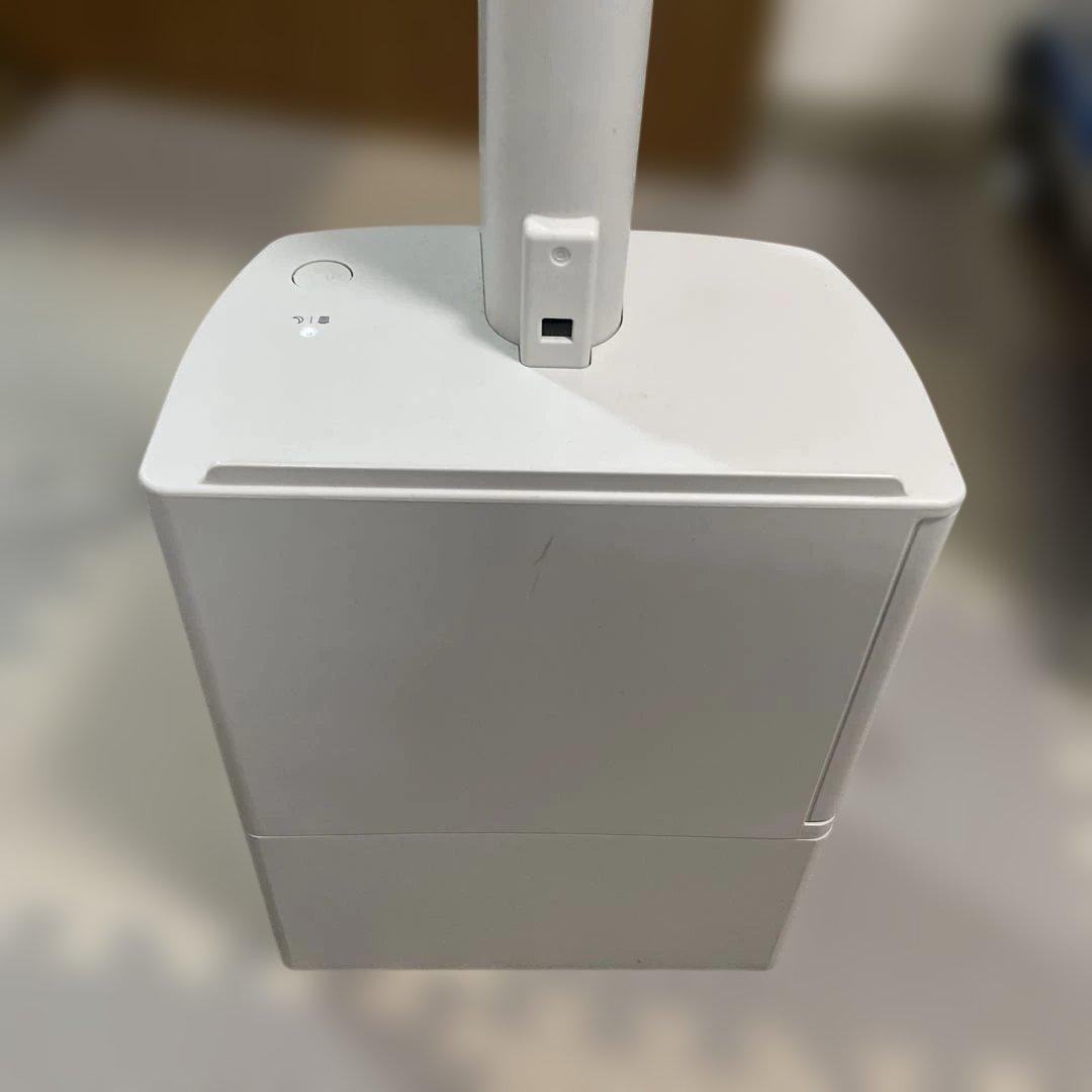 2024年製 東芝 コードレス掃除機 VC-SL130DS 紙パック式