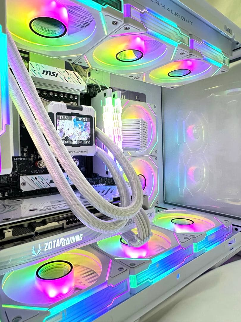 【新品】高性能ゲーミングPC RTX4070 RYZEN7 9700X 2TB