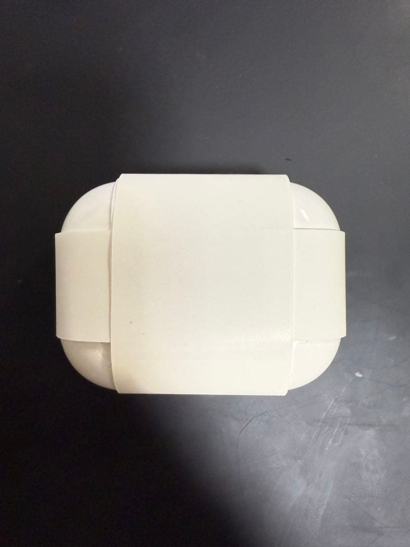 [美品]AirPods Pro 第2世代[充電ケーブル未使用]