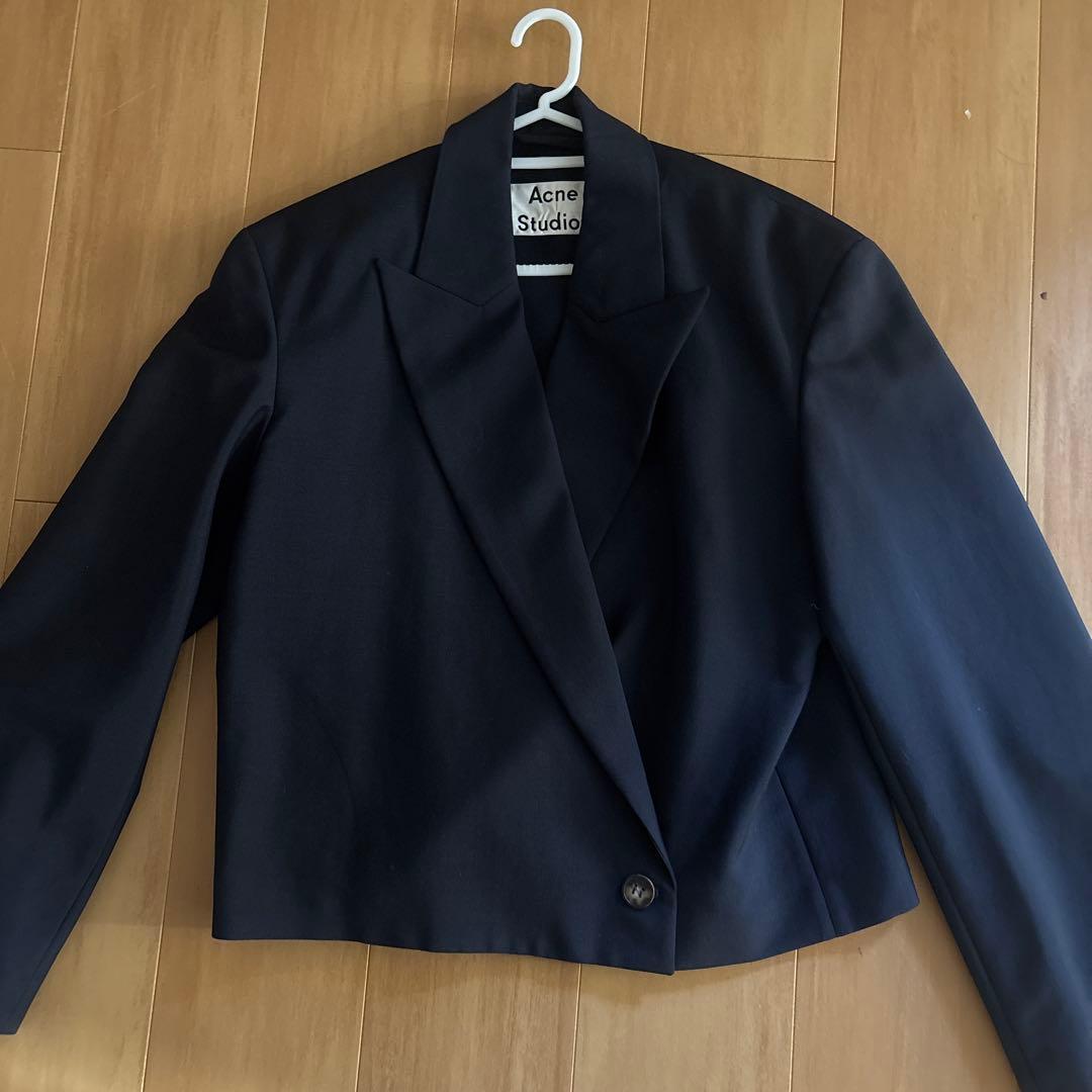 アクネストゥディオズ　テーラードジャケット