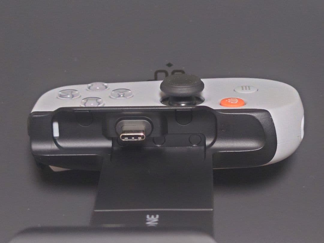 PlayStation BACKBONE USB-C コントローラー