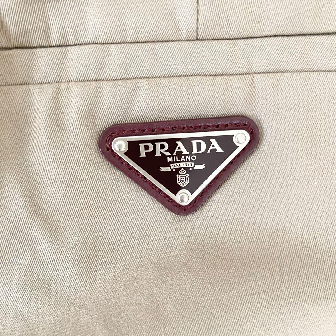 2024モデル　NFC済　PRADA トライアングルロゴ チノパンツ ベルト付