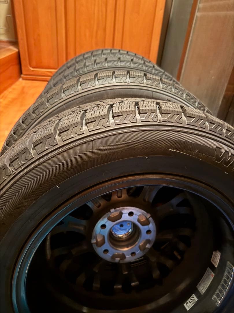 フリード スタッドレスタイヤ ホイールセット