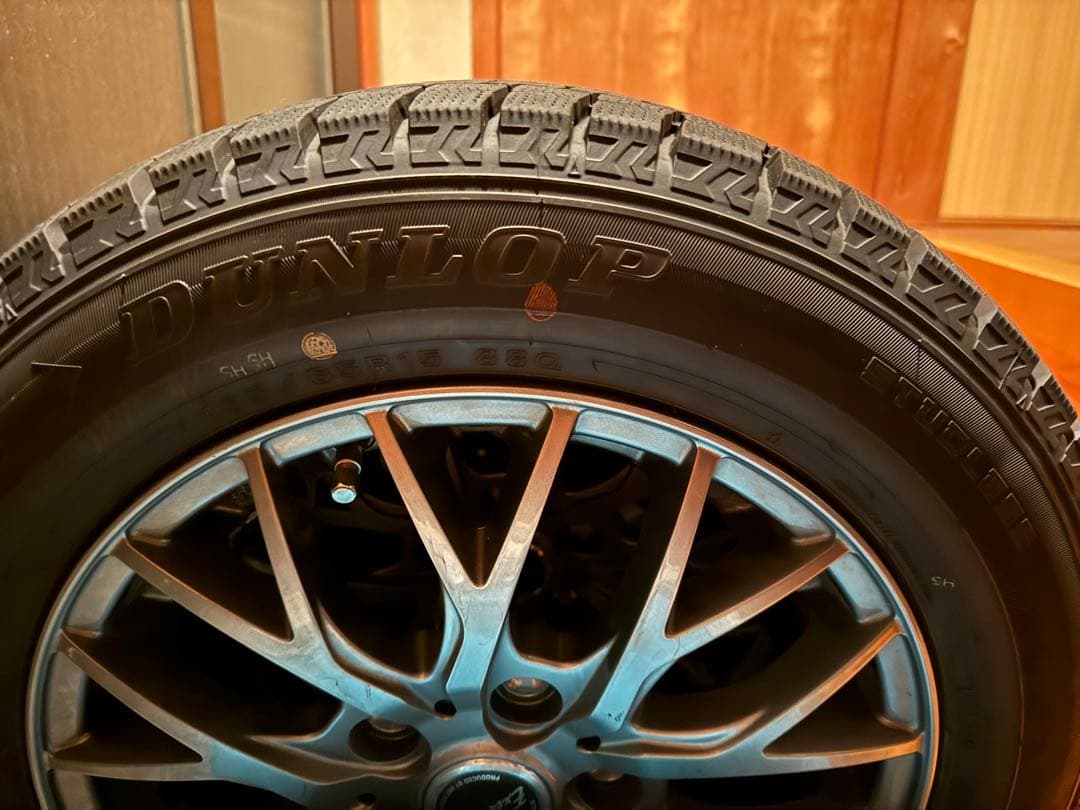 フリード スタッドレスタイヤ ホイールセット