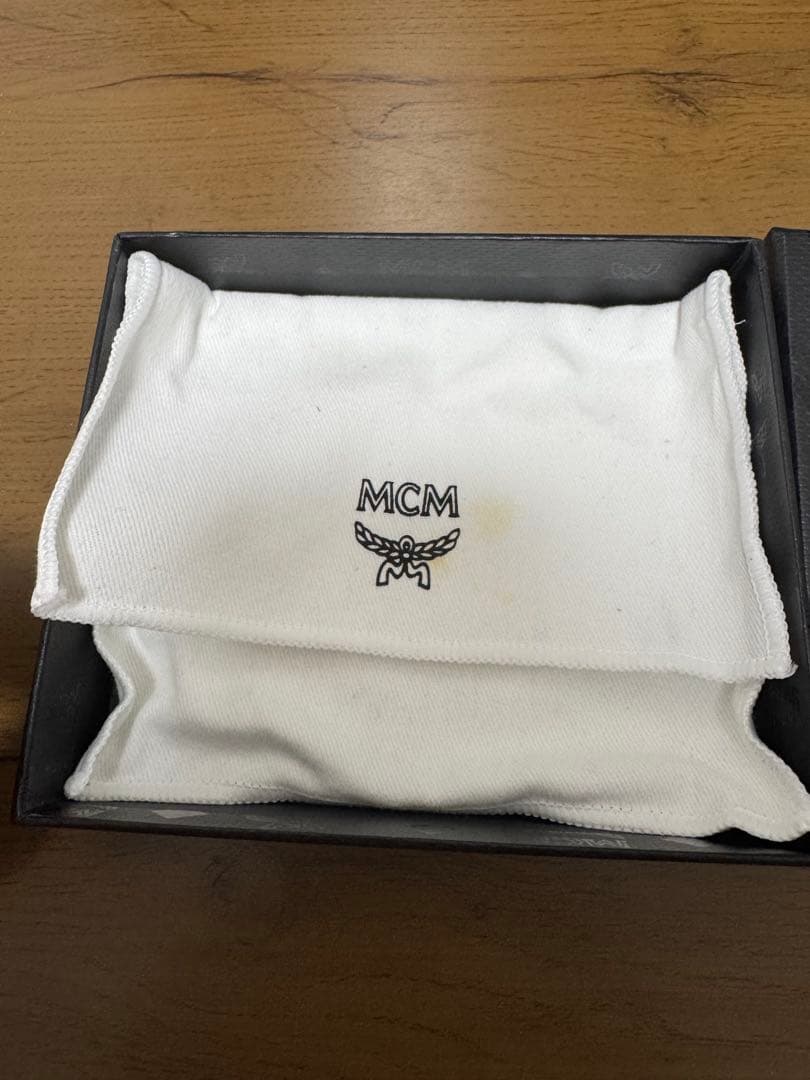 MCM ピンク ケース