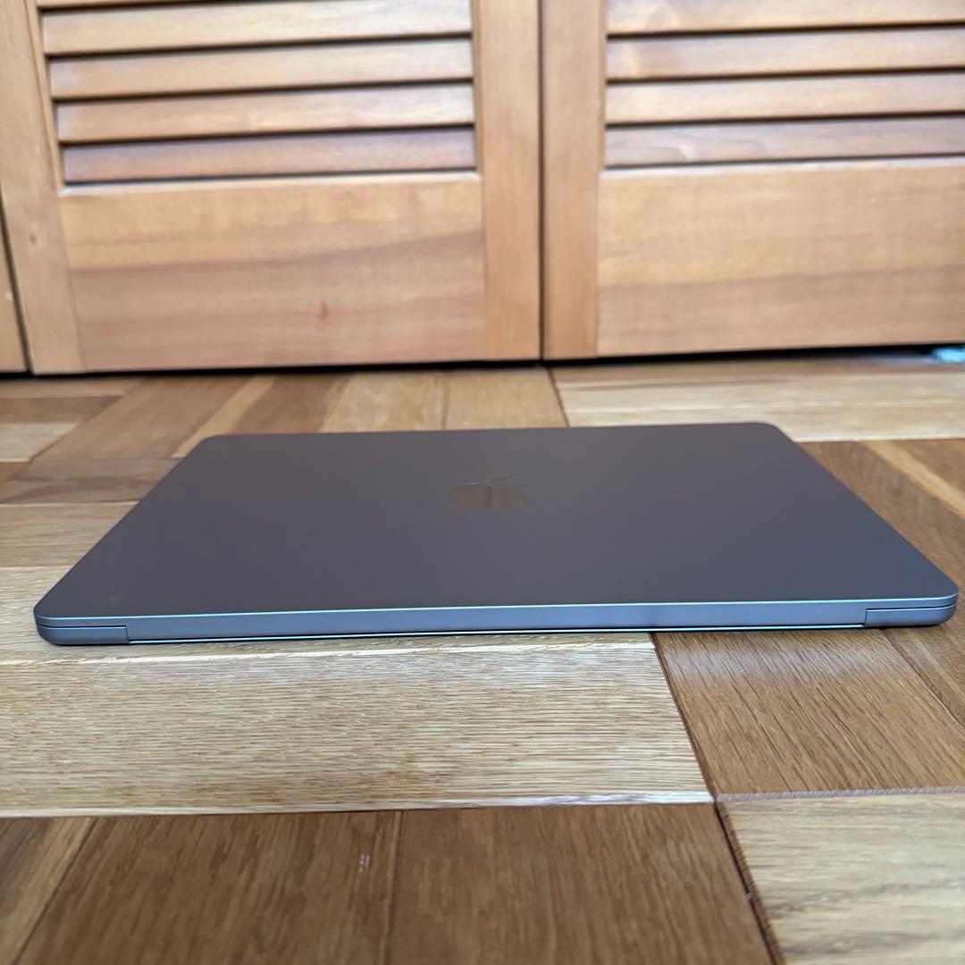 MacBook Air M2 バッテリー最大容量100% 【極美品】　13インチ