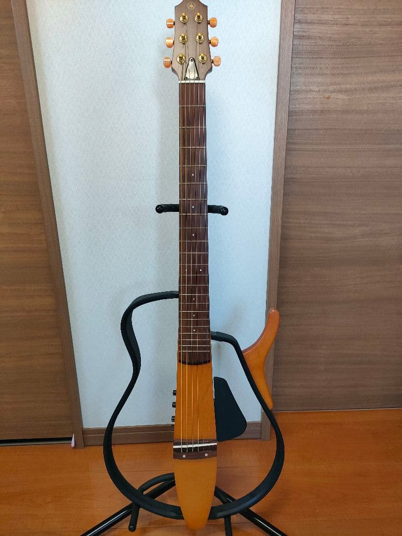 美品サイレントギターYAMAHA SLG110Sケース アダプタ プリアンプ付
