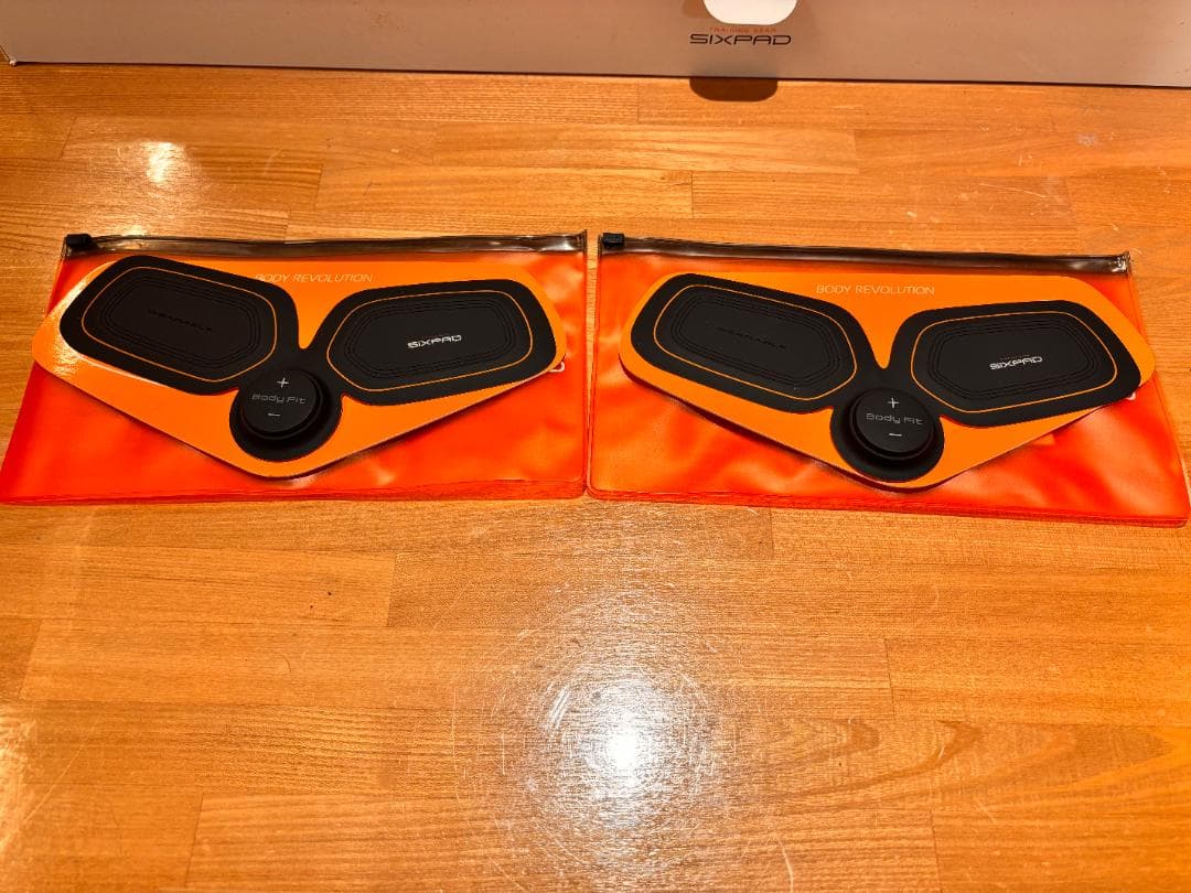 SIXPAD シックスパッド　アブズベルト・ボディフィット　一式セット