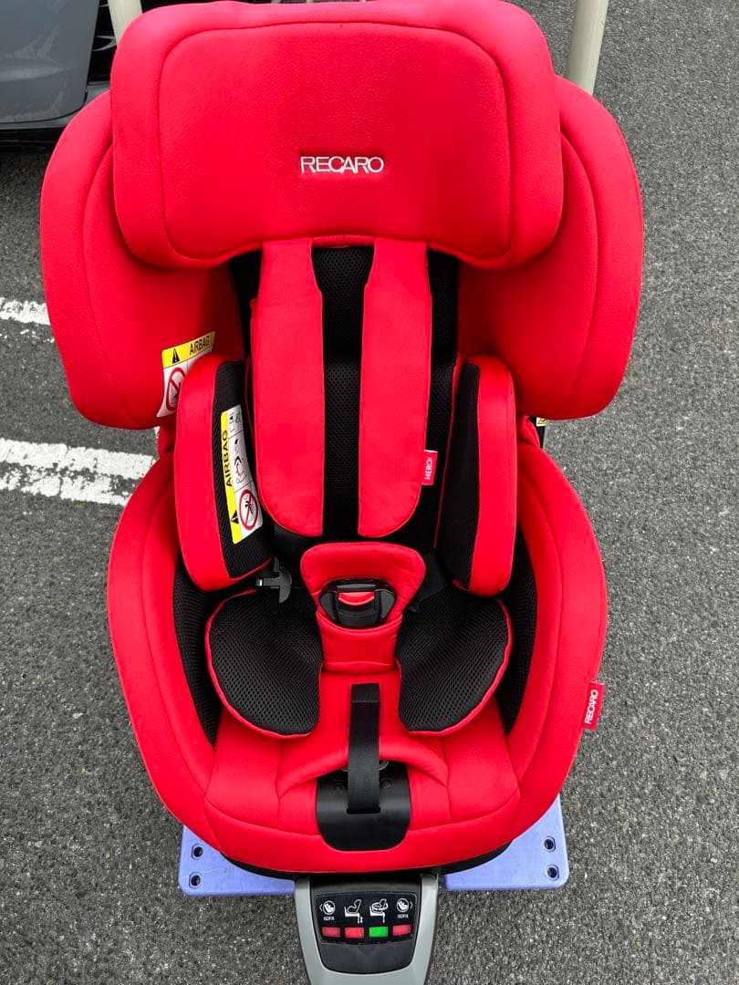 RECARO Salia スポーティ レッド