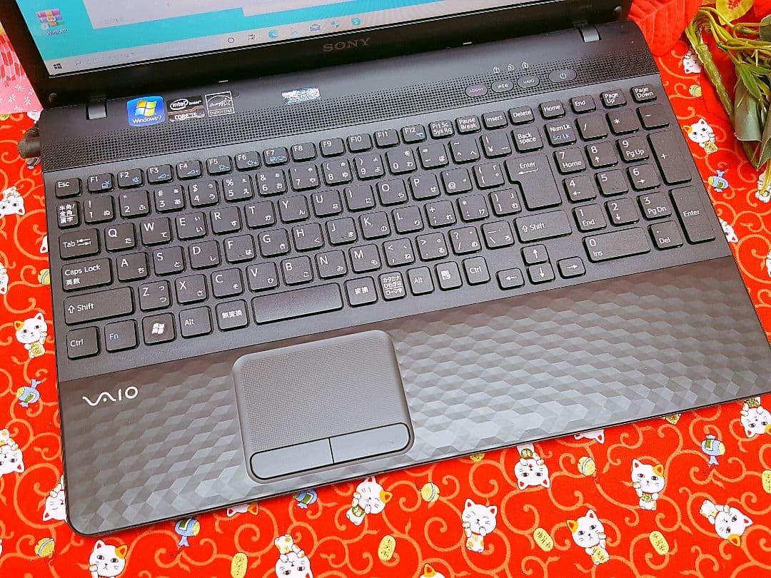 新型Win11搭載♪魅力なブラック♪新品SSD256搭載♪ソフト多数♪ブルーレイ