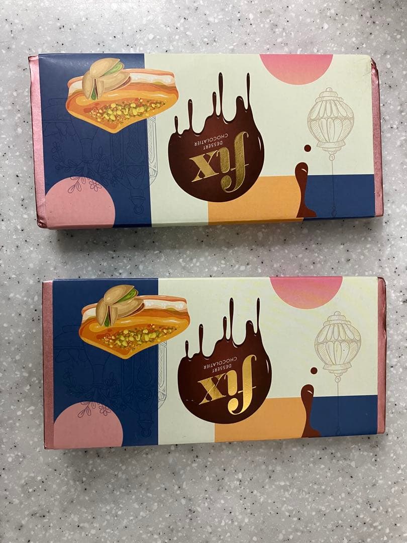 【現地購入本物】ドバイチョコレート Fix Chocolate（2枚）