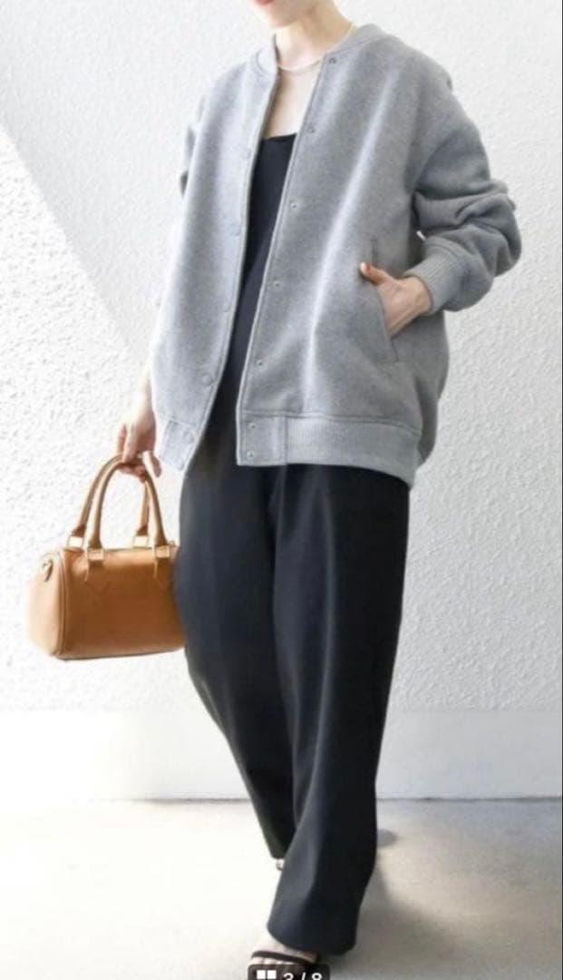 新品　未使用　シップス　ライトグレー スタジャン