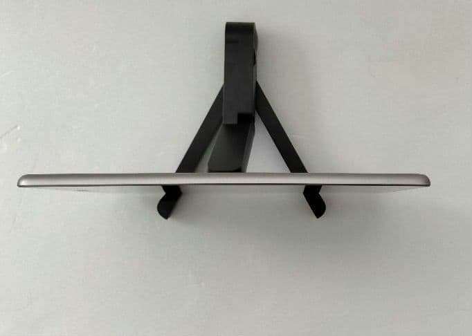 iPad 第6世代 32GB スペースグレー Wi-Fi+Cellular