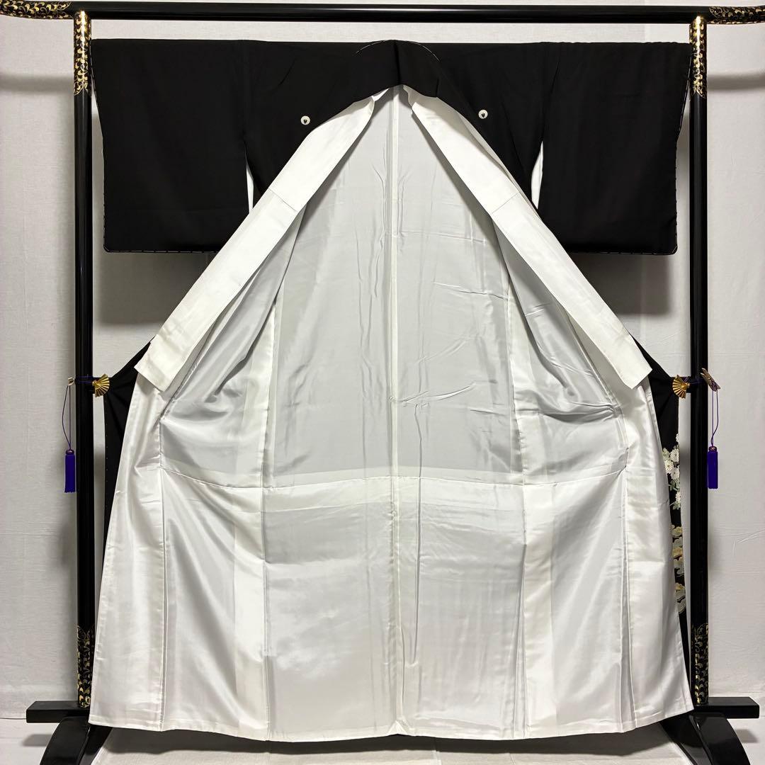 D3 黒留袖 宝尽くし 流水 金駒刺繍 正絹 着物 袷 しつけ糸未使用極美品