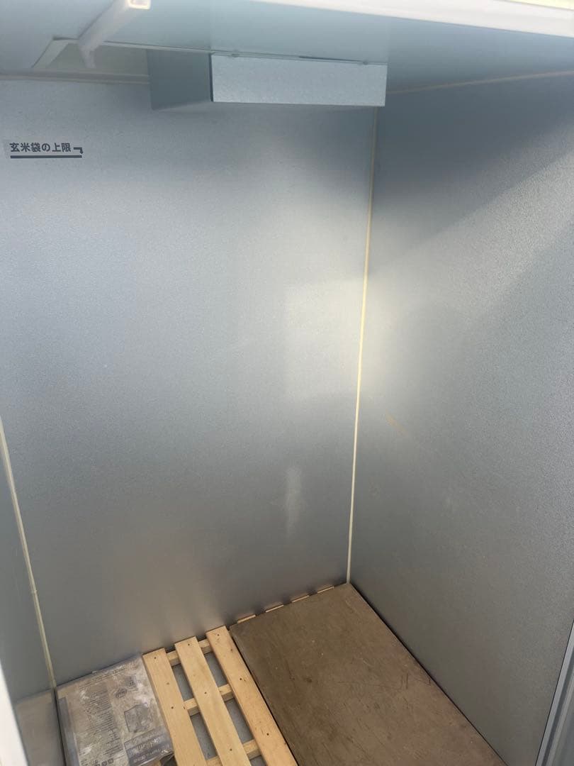 HITACHI 玄米保冷庫