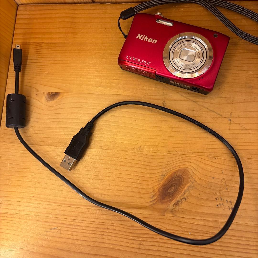 Nikon coolpix A100 （良品）