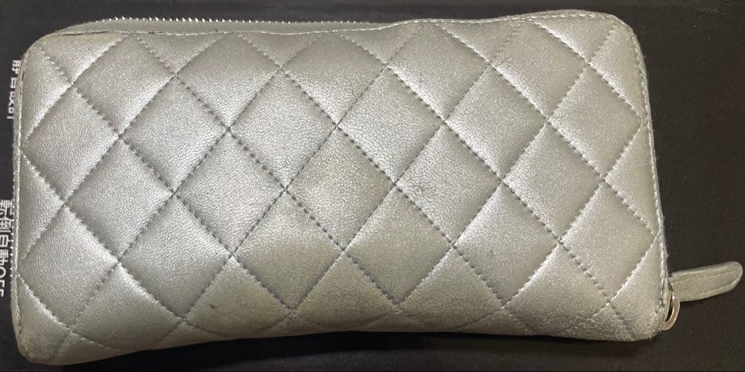 CHANEL シルバー キルティング 長財布