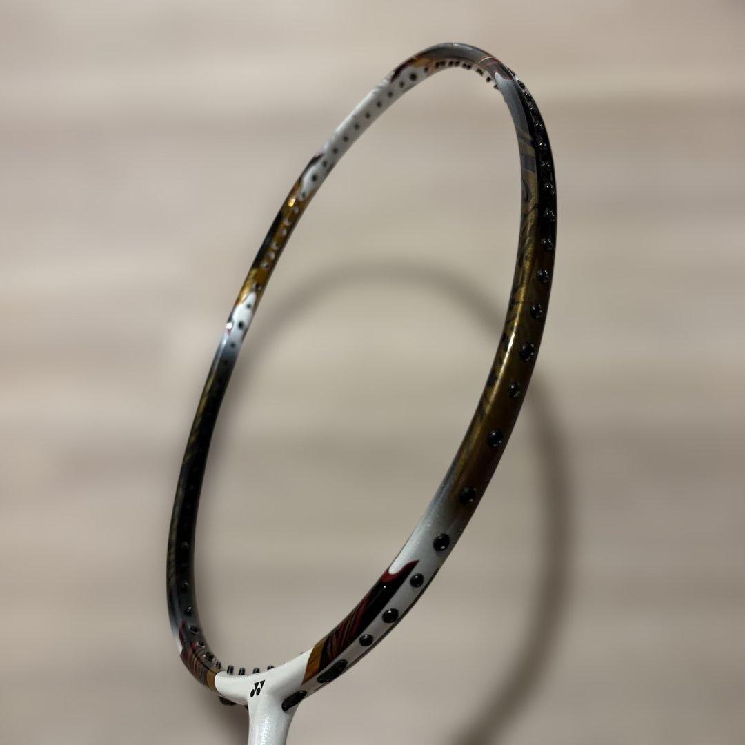 ボルトリック80 yonexバドミントンラケット 3U G5