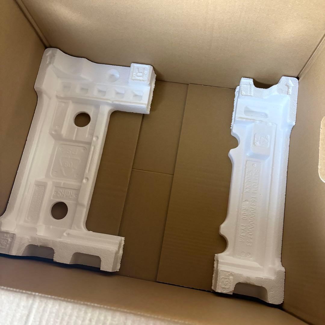 【美品】アイリスオーヤマ 電子レンジ KMB-F186-W 2024年製