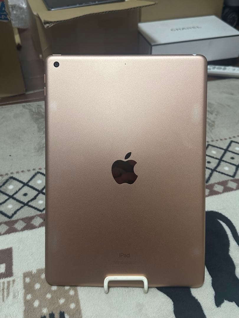 Apple iPad (第8世代) 128GB ゴールド ジャンク