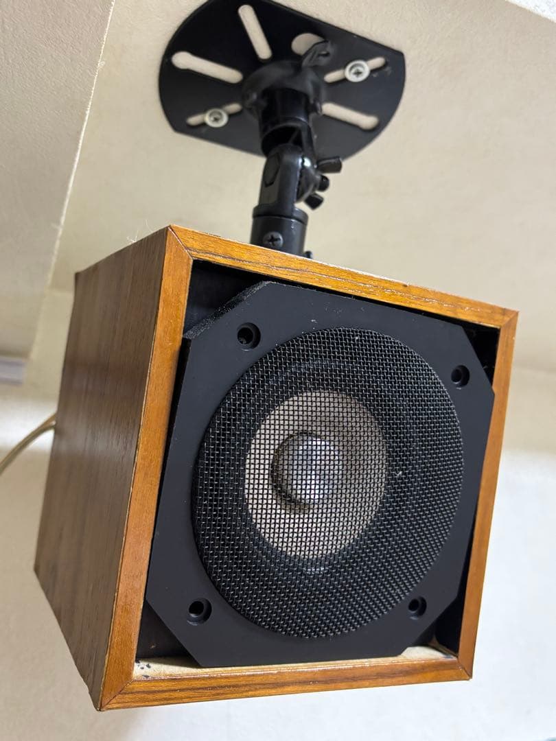 天井取り付けスピーカーフルレンジ10センチ自作スピーカー