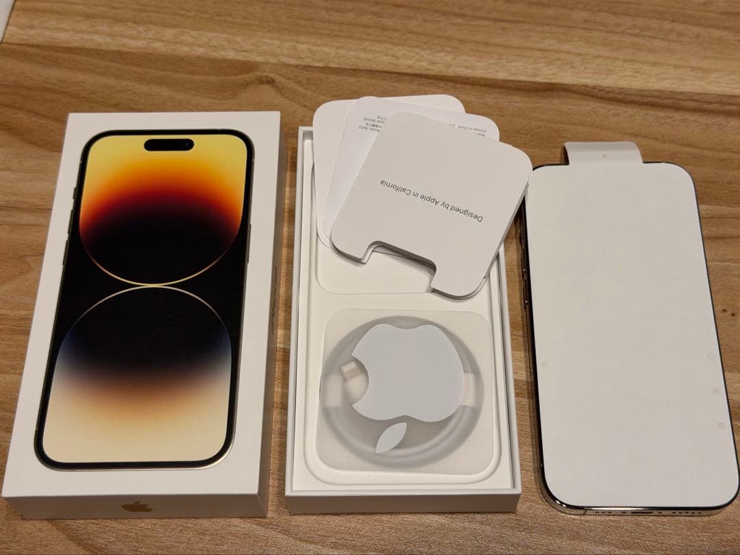 新品未使用iPhone14Pro256GBゴールドSIMフリー