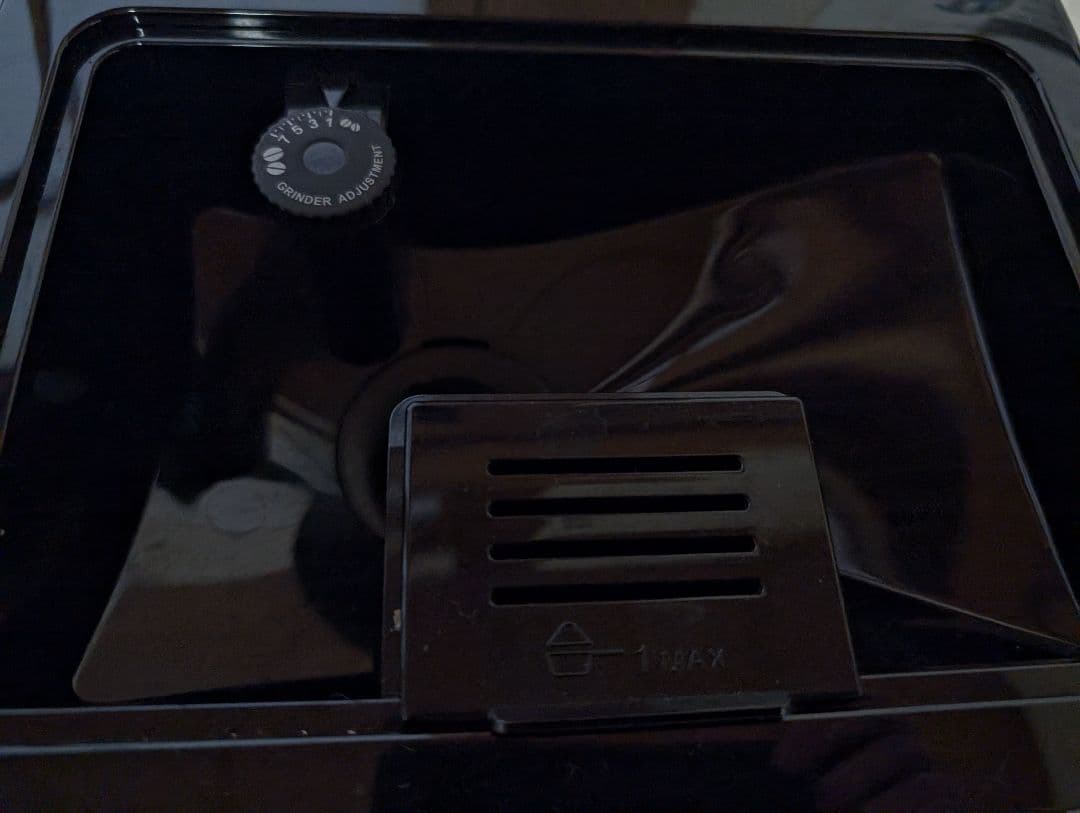 DeLonghi 全自動エスプレッソマシンECAM45760B厨房機器 業務用