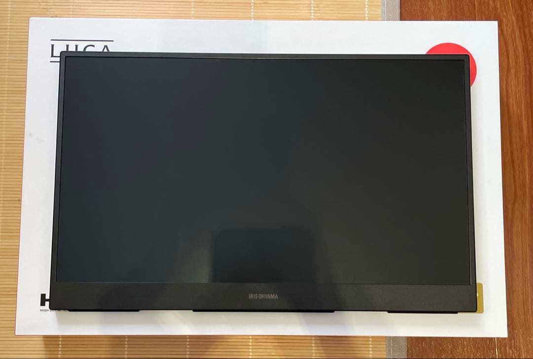 IRIS OYAMA 15.6インチ ポータブルモニター