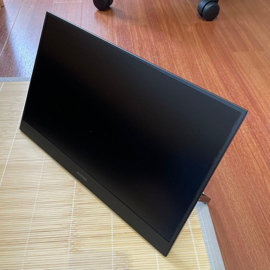 IRIS OYAMA 15.6インチ ポータブルモニター