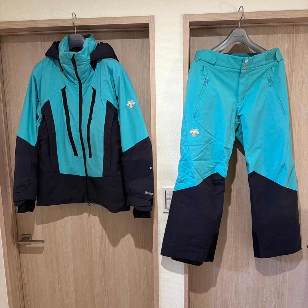 デサントS.I.Oスキーウェア上下