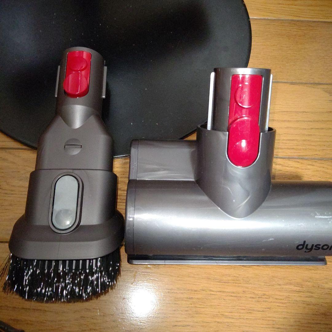 dyson v8 fluffy sv10 分解清掃品 他付属品有り