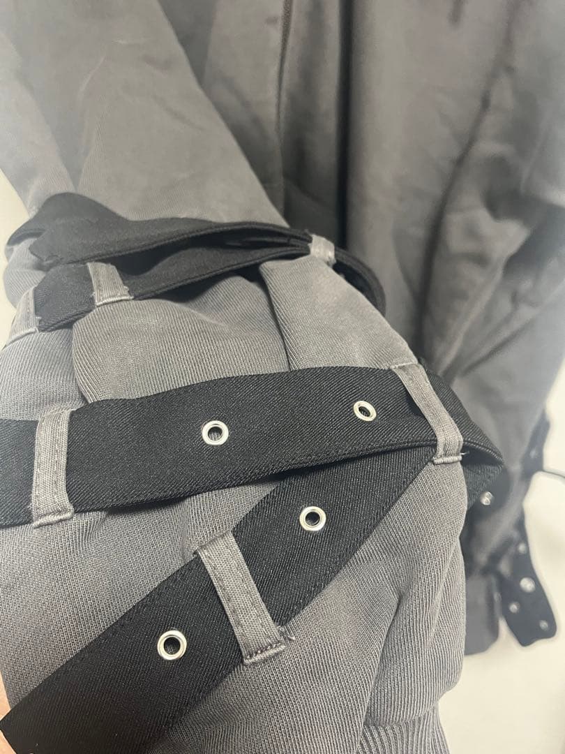 新品DimMoire×REFLEM 超ハトメファーフードパーカー