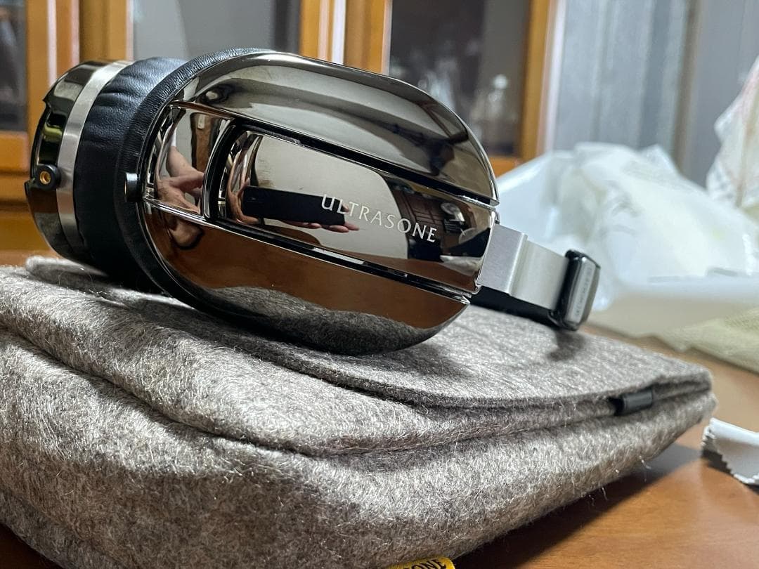 ULTRASONE Edition M Plus 有線ヘッドホン スタンド付き