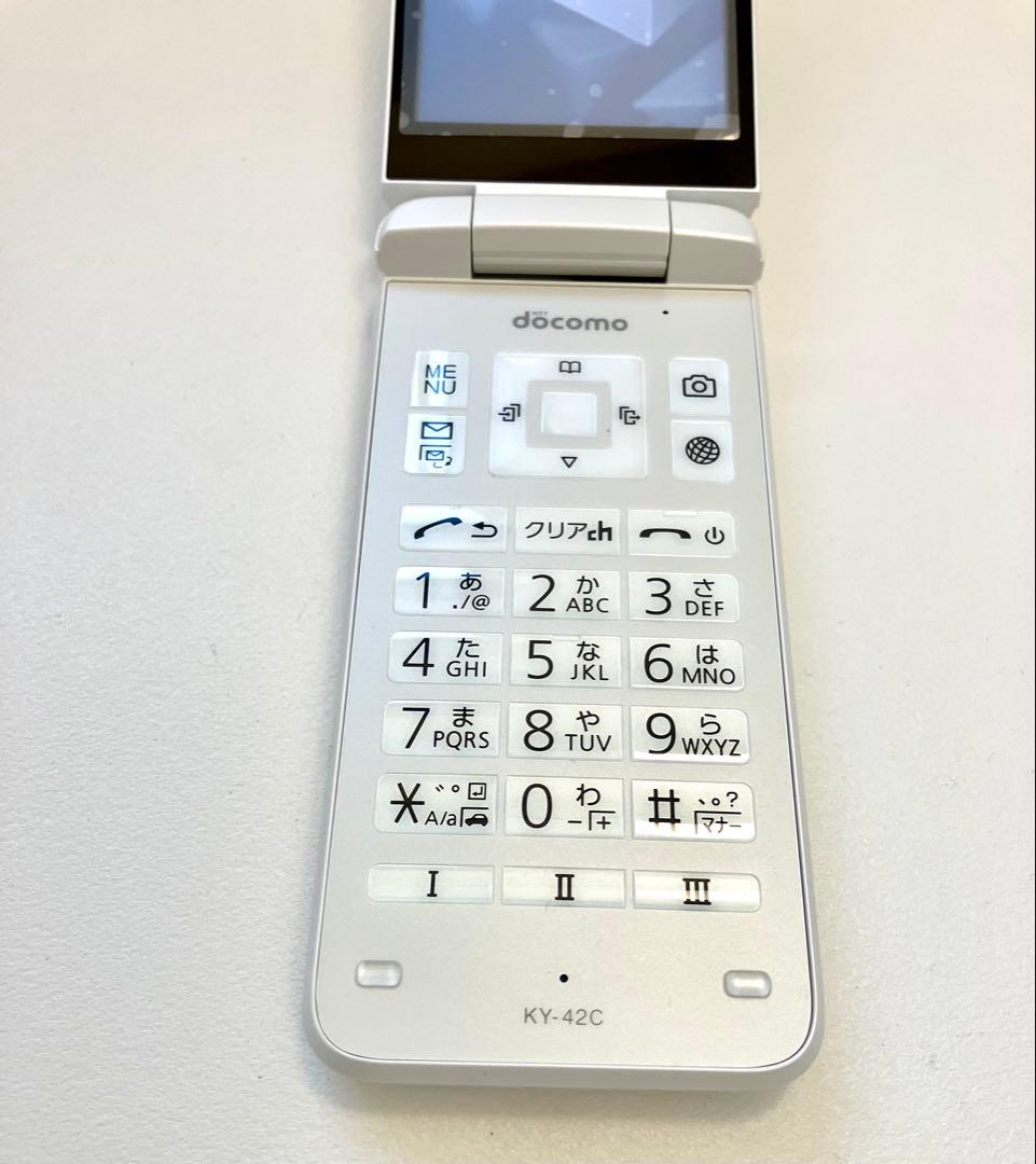 docomo DIGNOケータイKY-42C ホワイト