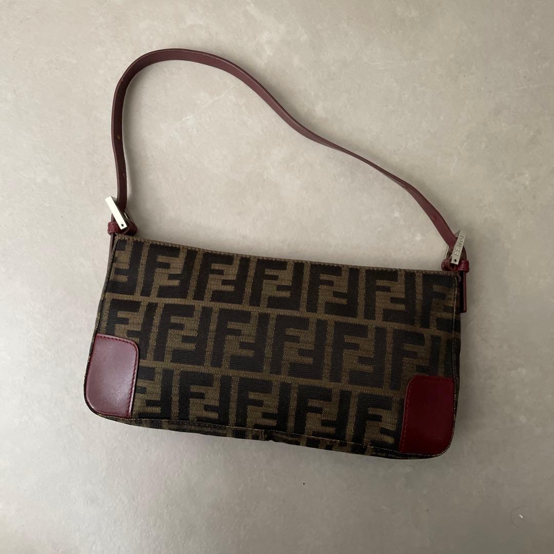 フェンディ FENDI キャンバス レザー ズッカ アクセサリーポーチ ボルドー