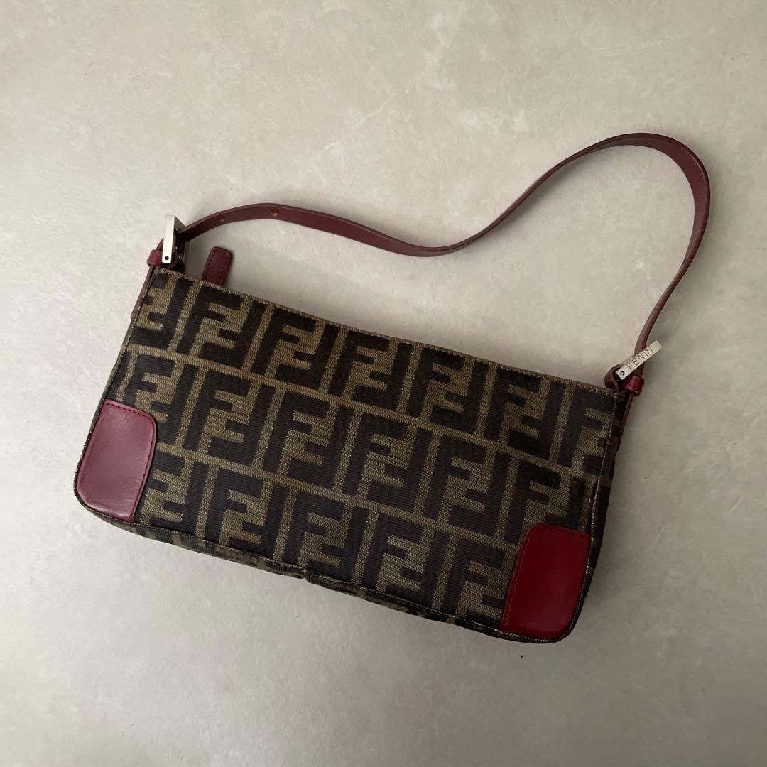 フェンディ FENDI キャンバス レザー ズッカ アクセサリーポーチ ボルドー