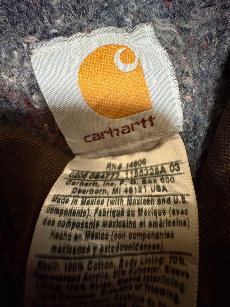 カーハート　襟コーディロイジャケット　ダークブラウンカーキ　ロゴ刺繍