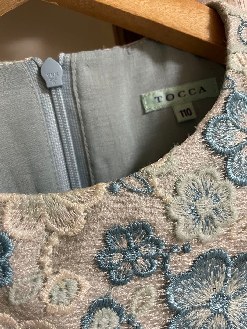 商談済　TOCCA キッズドレス　110サイズ　水色　お花