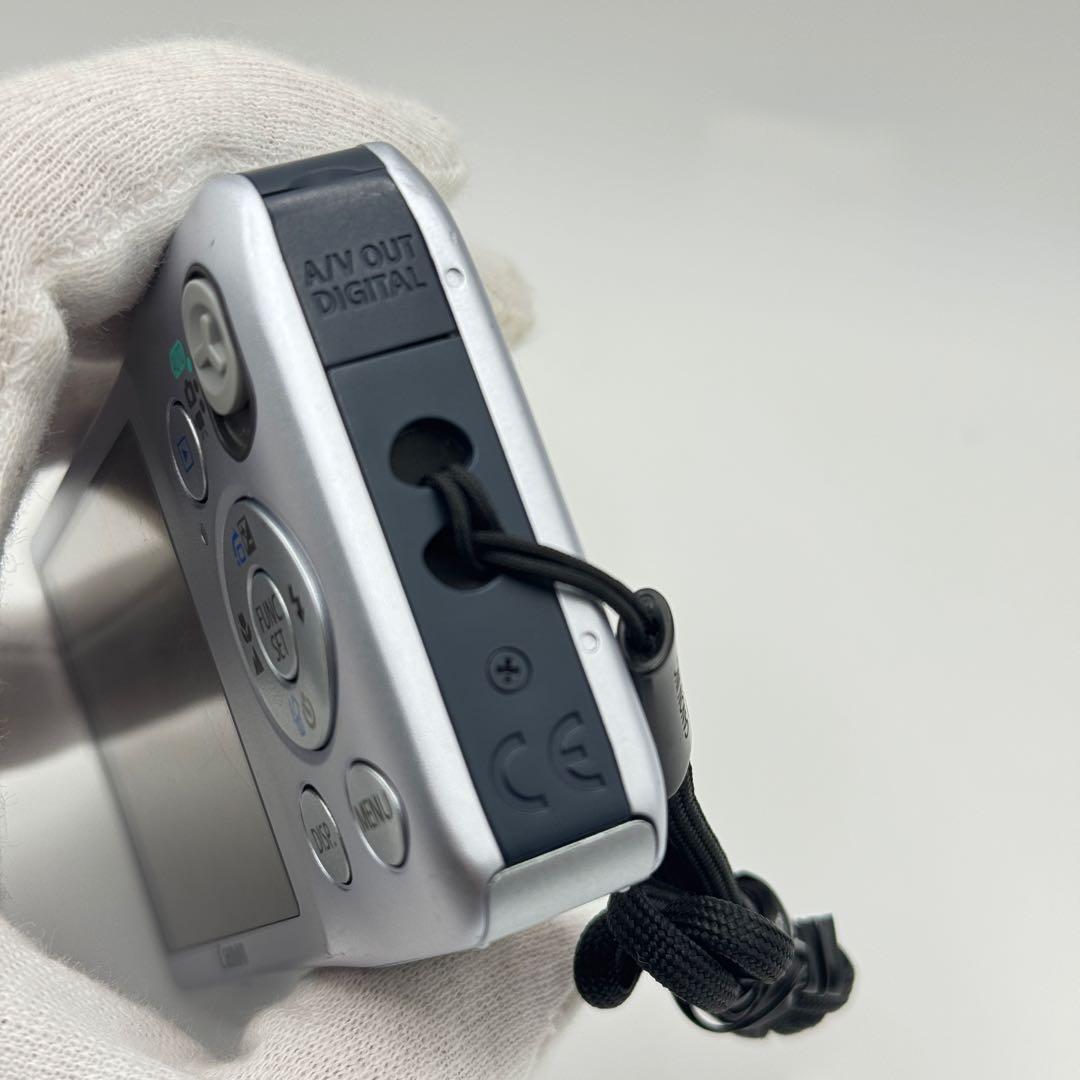 Canon キャノン IXY 200F シルバー コンパクトデジタルカメラ 箱付